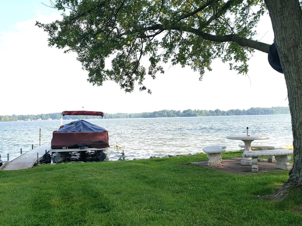 201 Lakeside Drive Quincy Township MI 49082