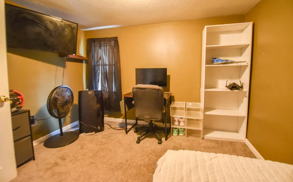135 S Manning Street Hillsdale City MI 49242