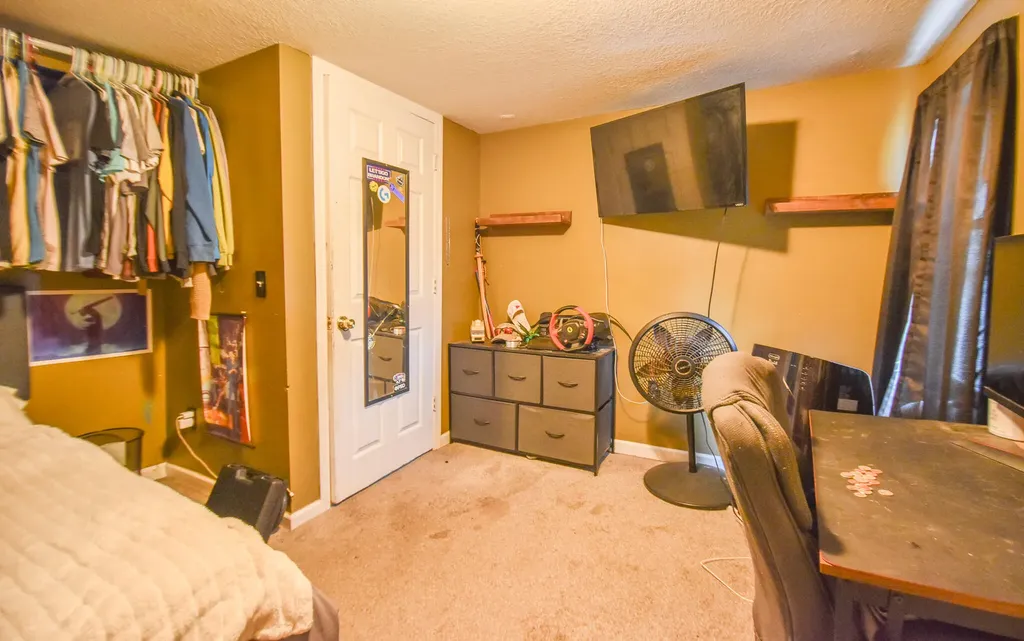 135 S Manning Street Hillsdale City MI 49242