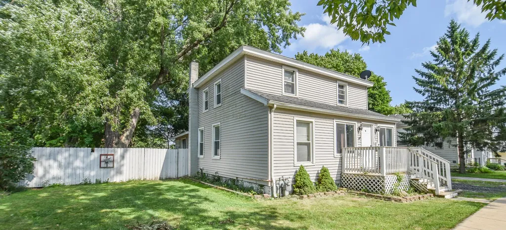 135 S Manning Street Hillsdale City MI 49242
