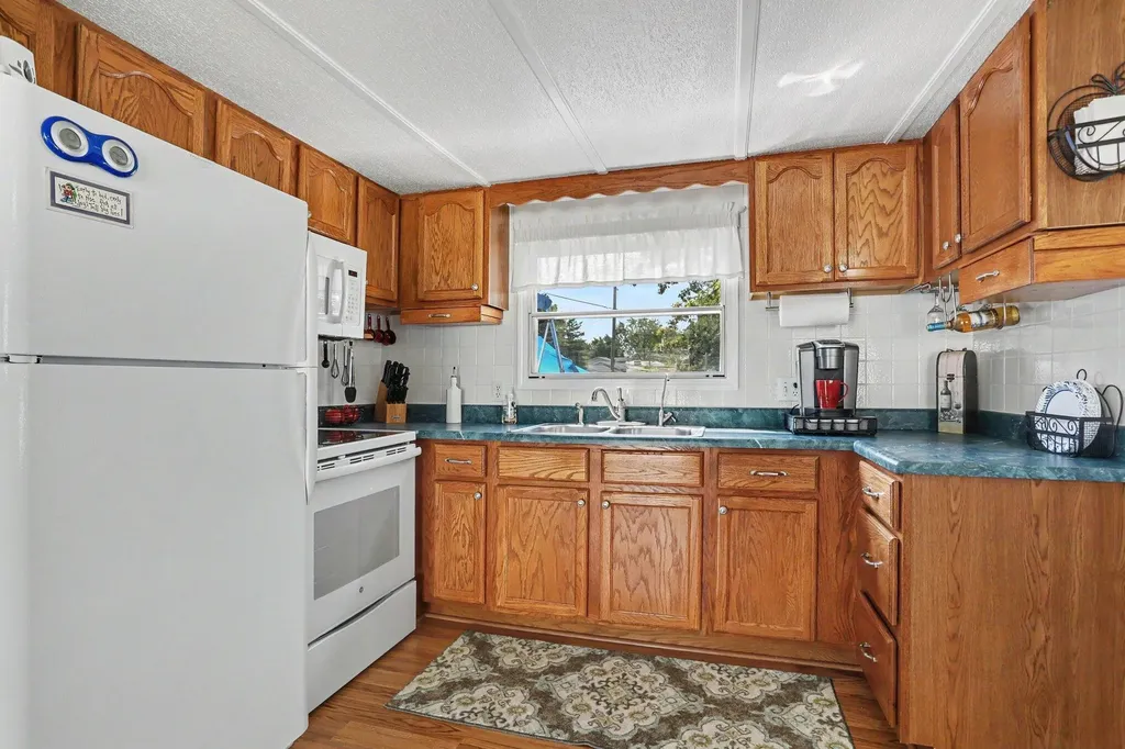 288 Paradise Island Drive Coldwater City MI 49036