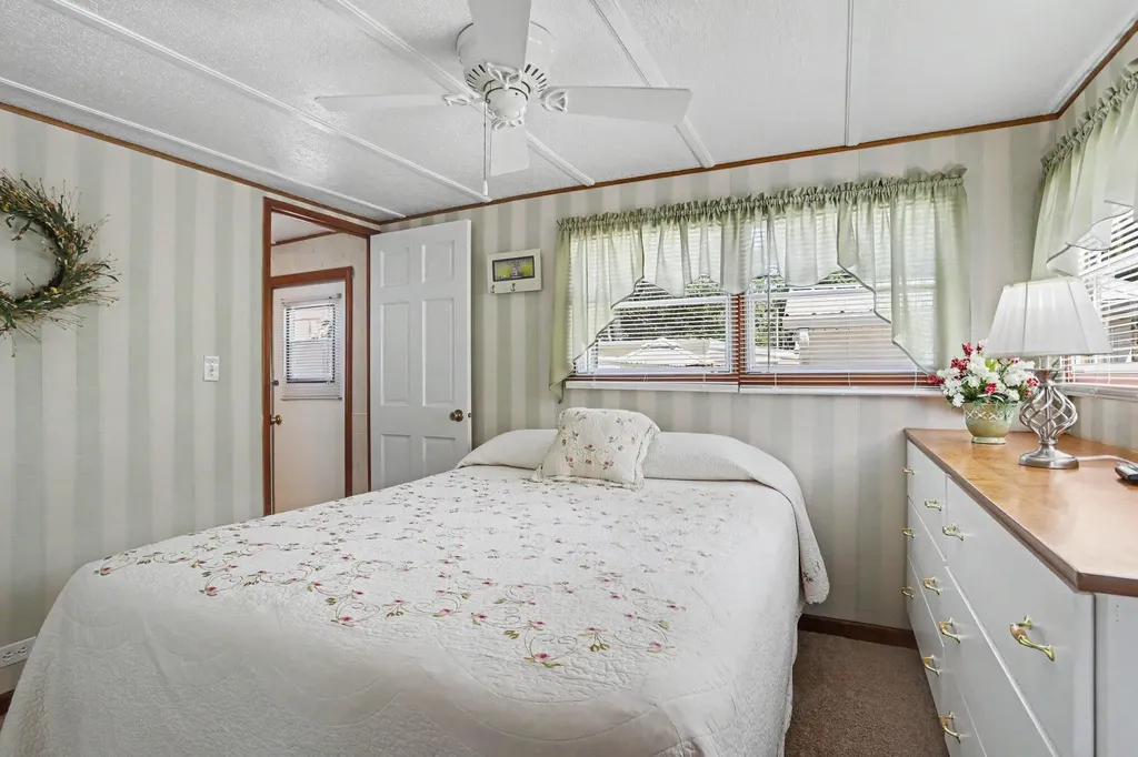 288 Paradise Island Drive Coldwater City MI 49036