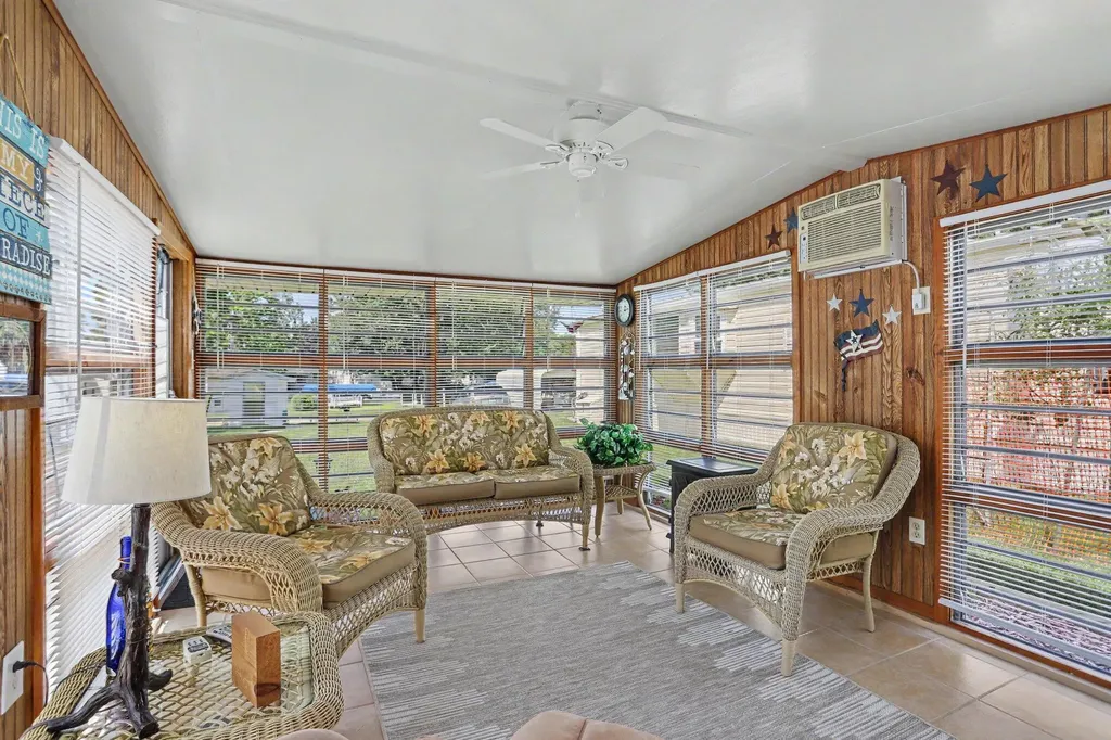 288 Paradise Island Drive Coldwater City MI 49036