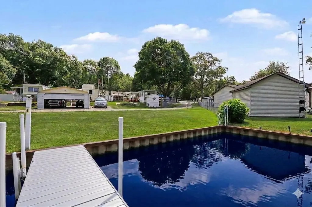 288 Paradise Island Drive Coldwater City MI 49036