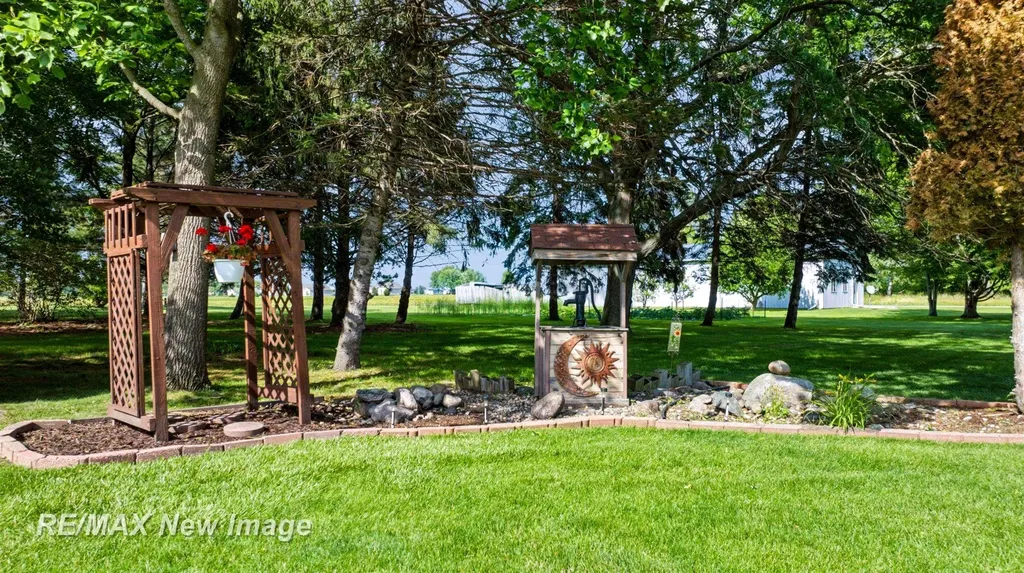 6180 W Freeland Road Frankenlust Township MI 48623