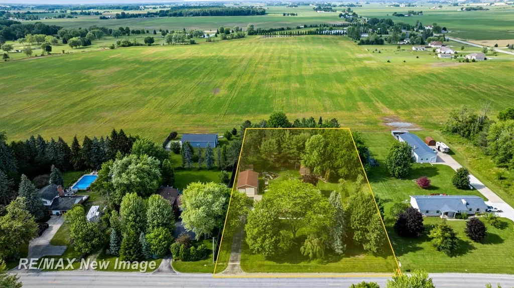 6180 W Freeland Road Frankenlust Township MI 48623