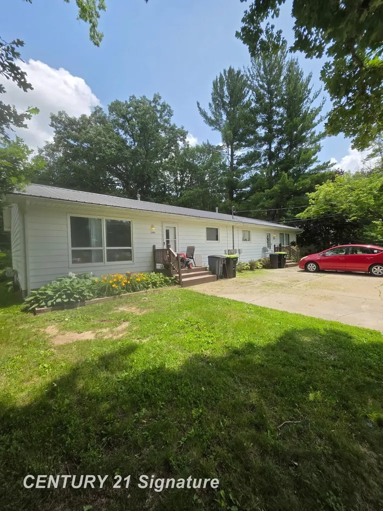 1306 Glen Road Midland City MI 48640