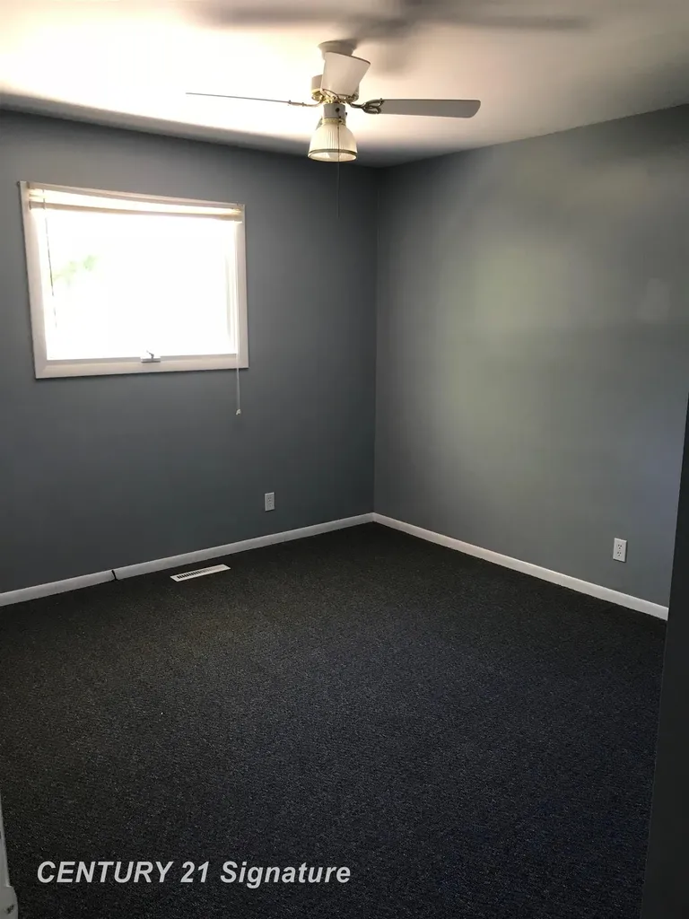 1306 Glen Road Midland City MI 48640