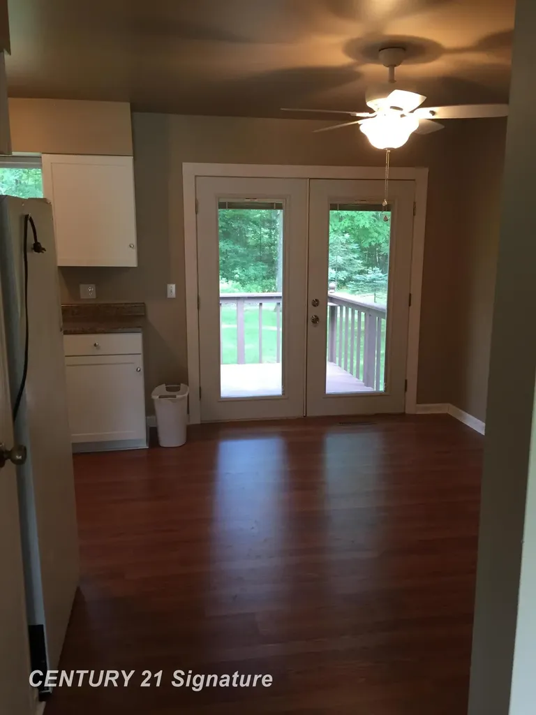 1306 Glen Road Midland City MI 48640