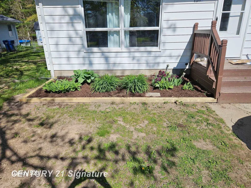 1306 Glen Road Midland City MI 48640
