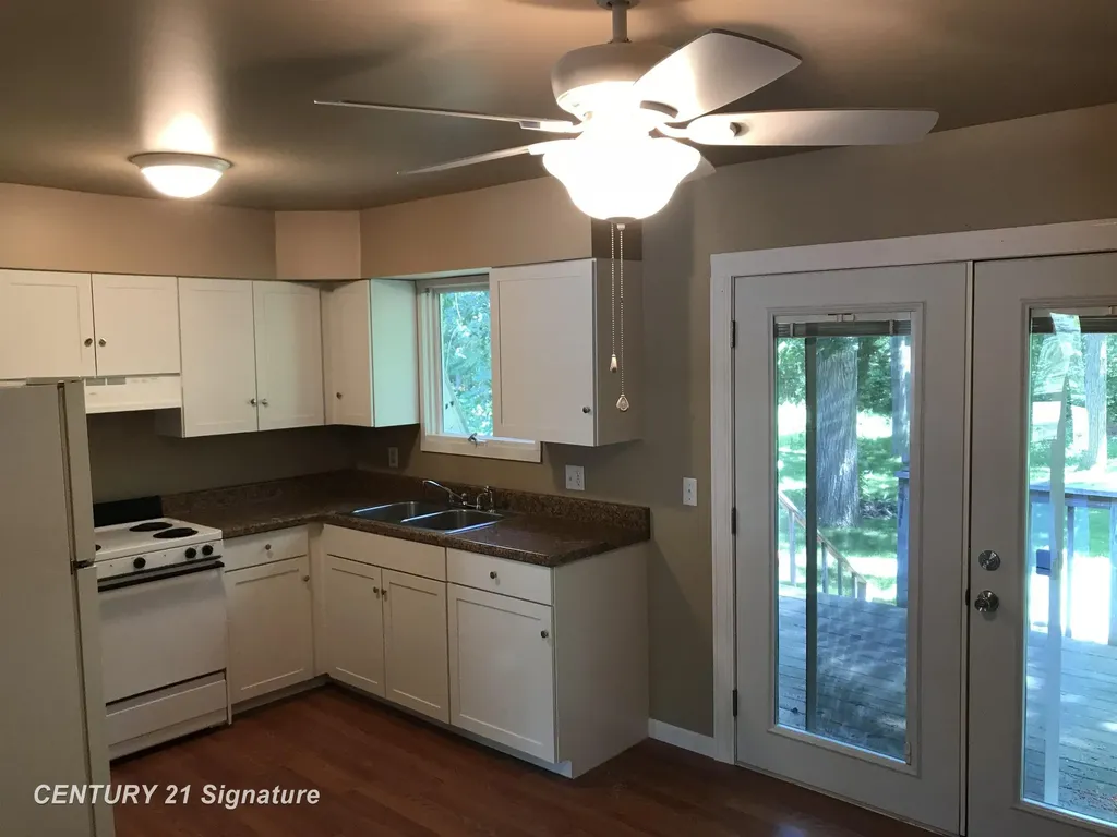 1306 Glen Road Midland City MI 48640