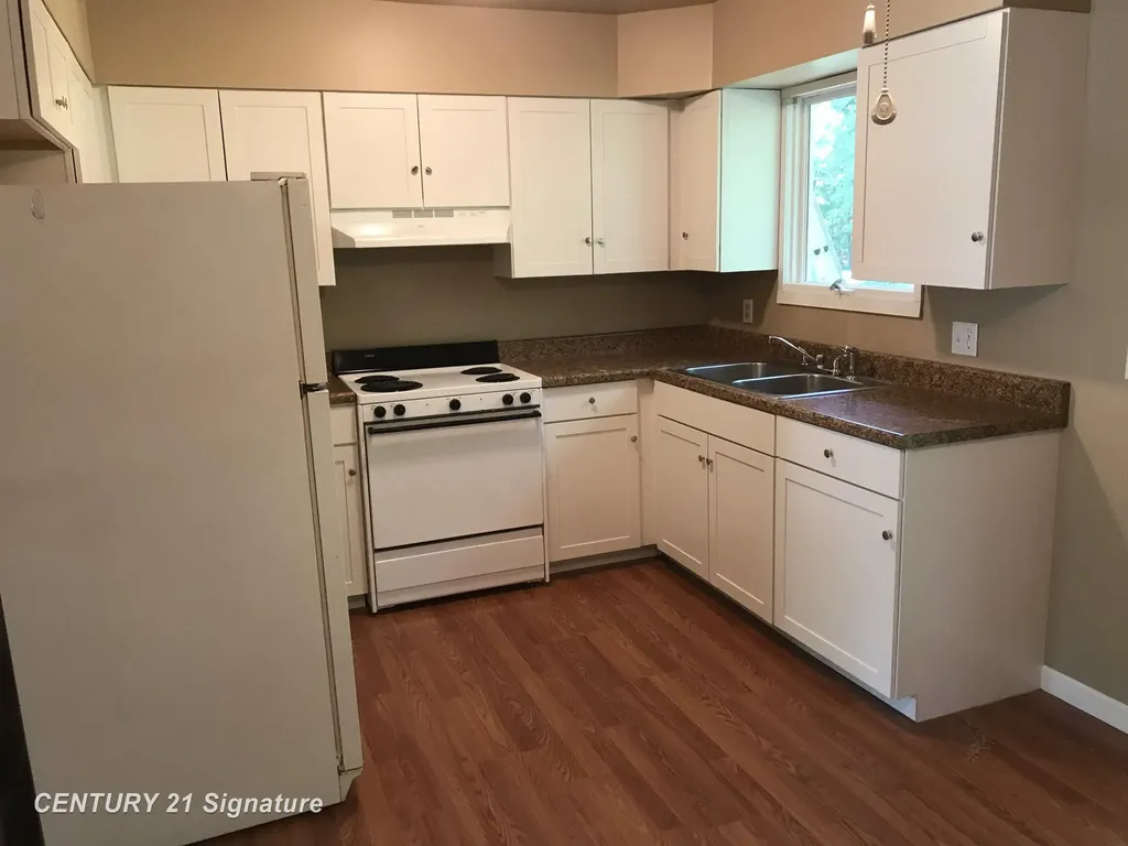 1306 Glen Road Midland City MI 48640