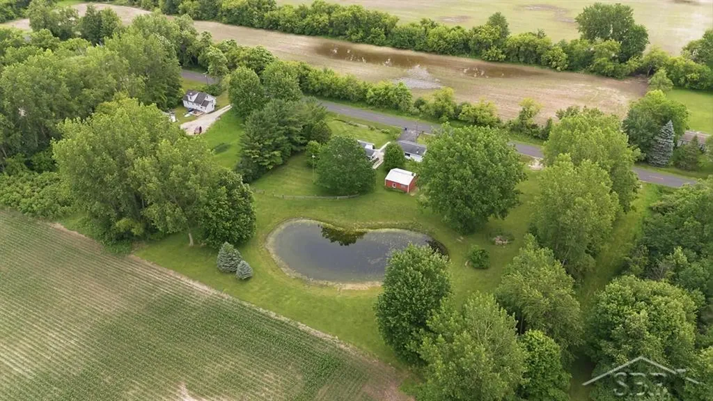 2138 S Smiths Crossing Road Ingersoll Township MI 48640