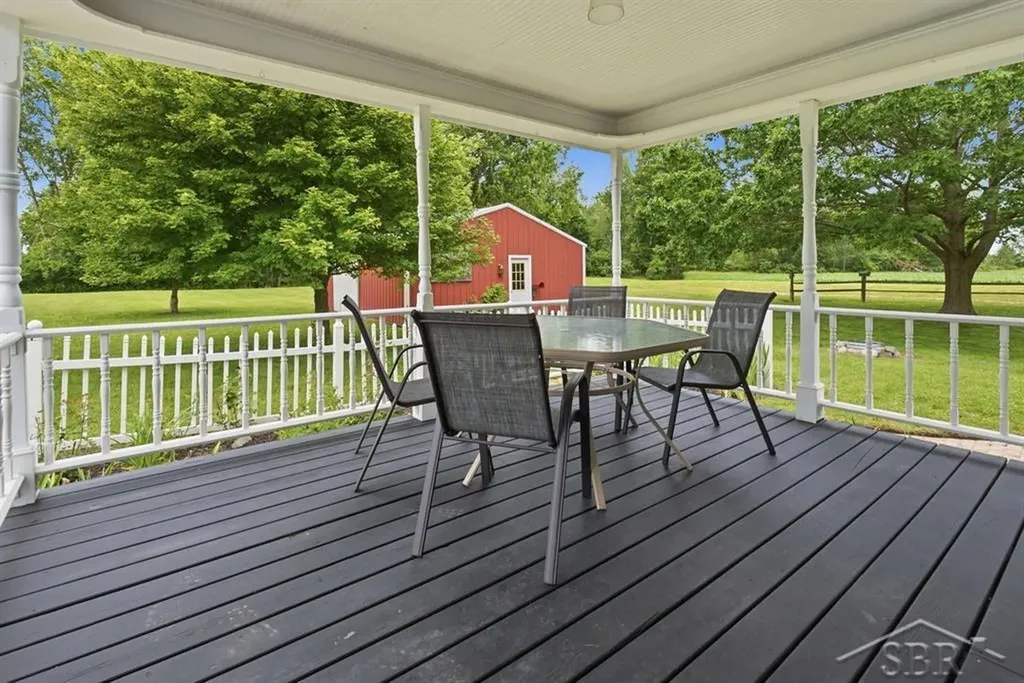 2138 S Smiths Crossing Road Ingersoll Township MI 48640
