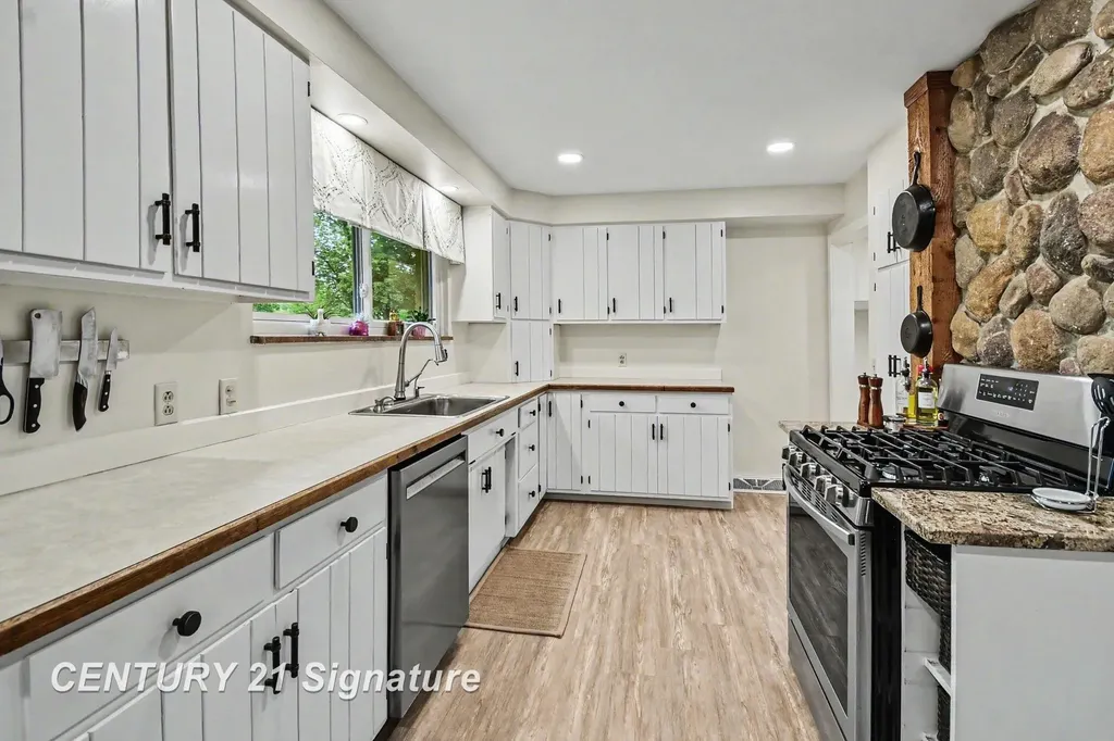 772 Midland Road Monitor Charter Township MI 48706