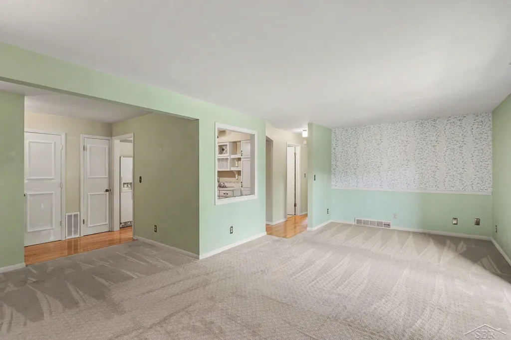 5935 W Michigan Avenue Saginaw Charter Township MI 48638