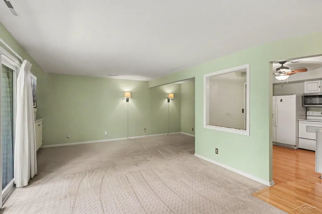 5935 W Michigan Avenue Saginaw Charter Township MI 48638