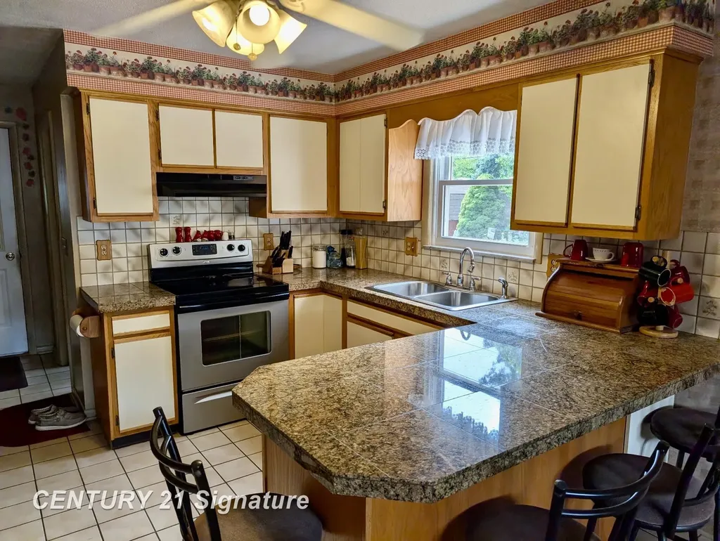 5171 Kenora Drive Kochville Township MI 48604