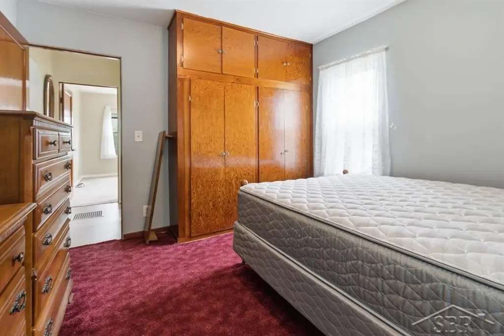 419 S Warren Street Pinconning City MI 48650