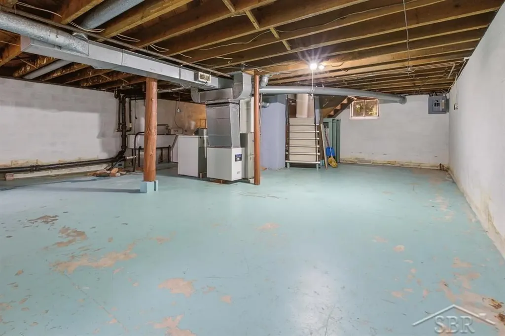 419 S Warren Street Pinconning City MI 48650