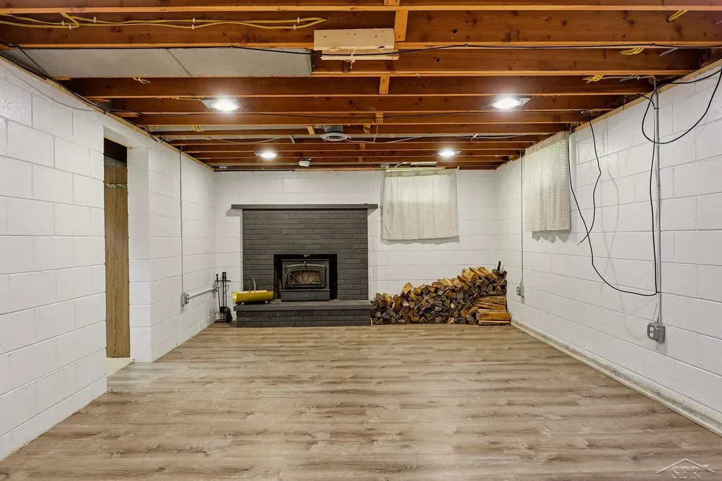 335 Walnut Street Mt. Morris City MI 48458