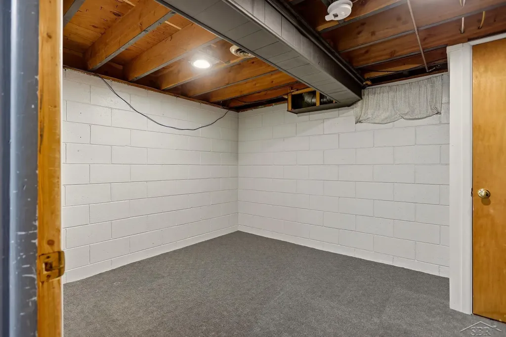 335 Walnut Street Mt. Morris City MI 48458
