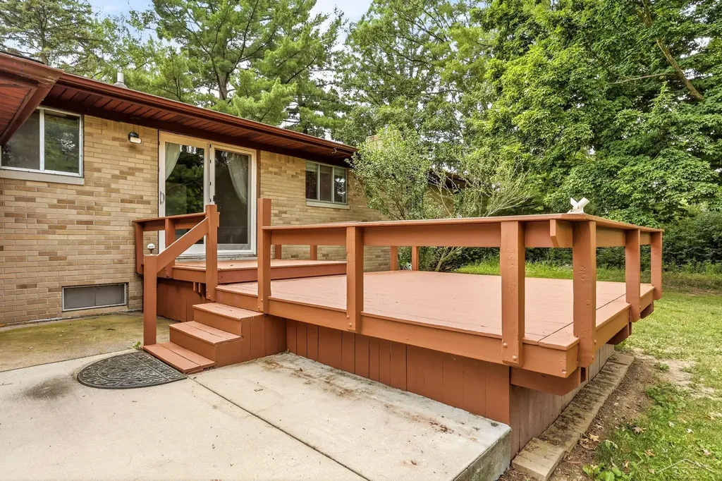 335 Walnut Street Mt. Morris City MI 48458