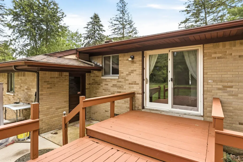 335 Walnut Street Mt. Morris City MI 48458
