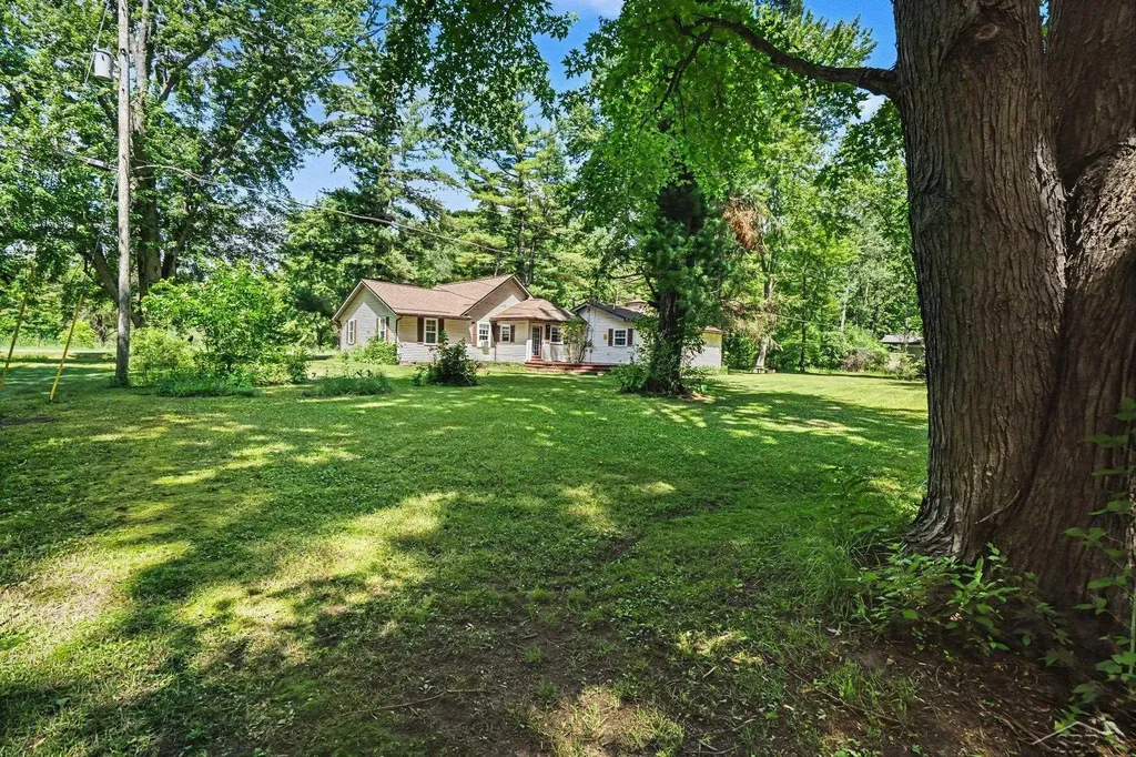2346 N Hope Road Lincoln Township MI 48642