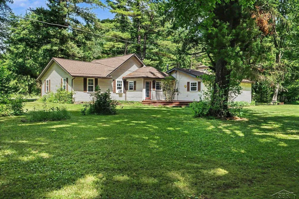 2346 N Hope Road Lincoln Township MI 48642
