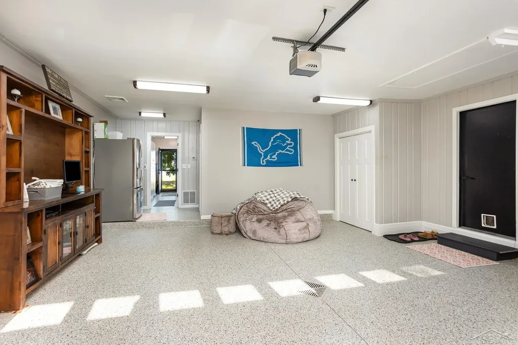 44 N Linwood Beach Road Fraser Township MI 48634
