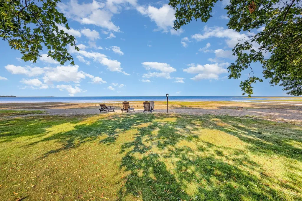 44 N Linwood Beach Road Fraser Township MI 48634