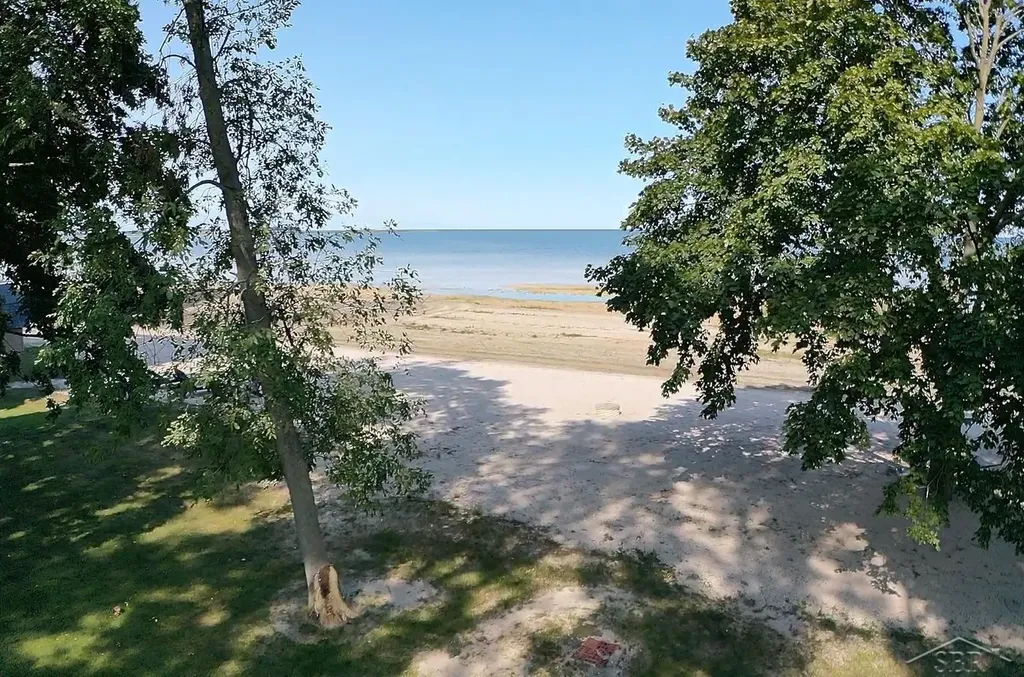 44 N Linwood Beach Road Fraser Township MI 48634