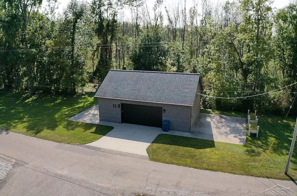 44 N Linwood Beach Road Fraser Township MI 48634