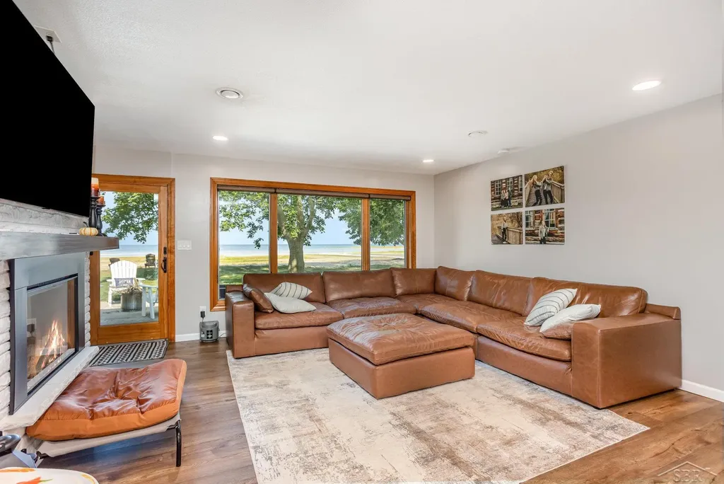 44 N Linwood Beach Road Fraser Township MI 48634