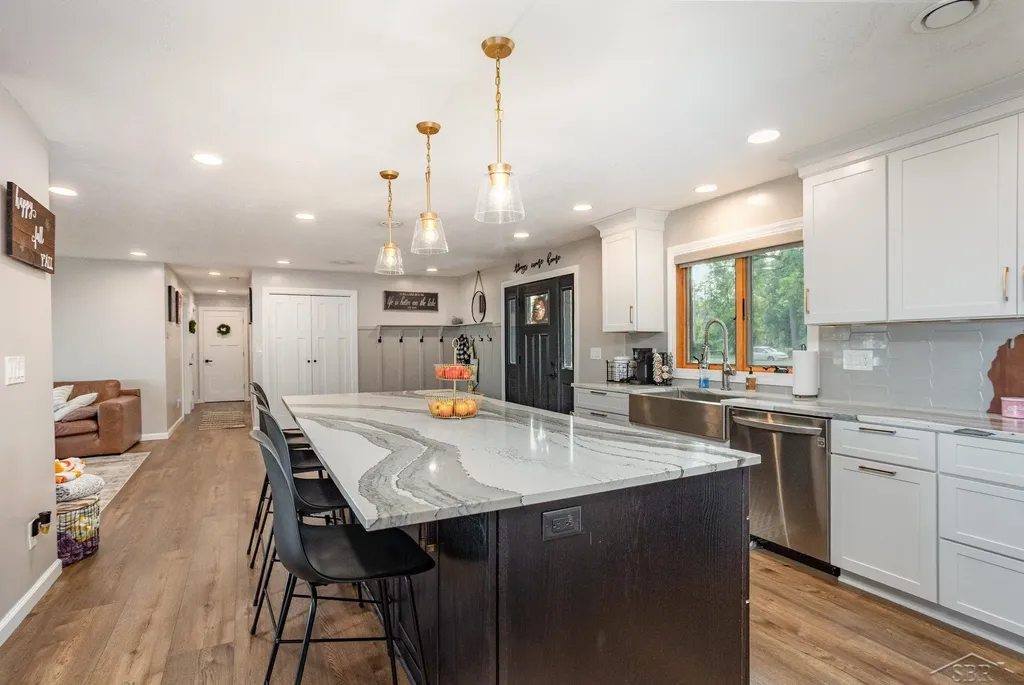 44 N Linwood Beach Road Fraser Township MI 48634