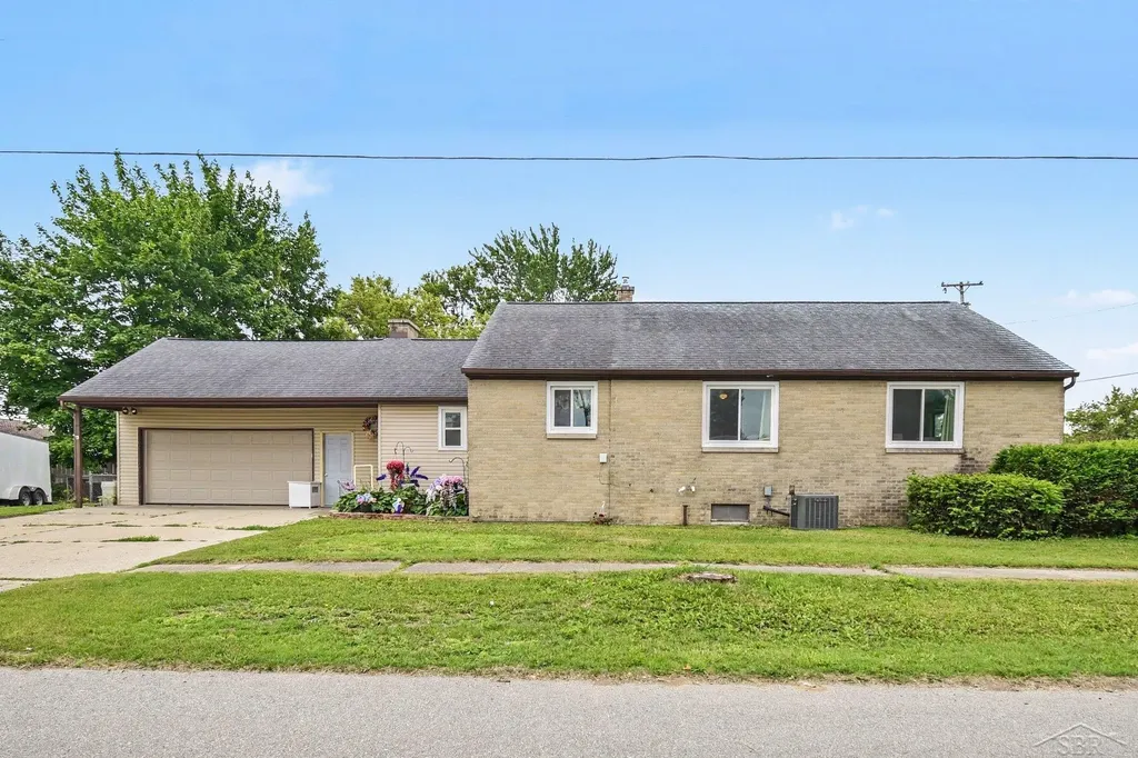 401 Libby Street Pinconning City MI 48650
