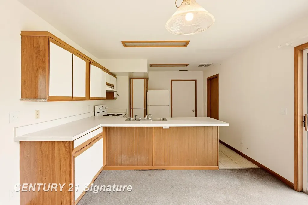 6124 Normandy Drive Saginaw Charter Township MI 48638