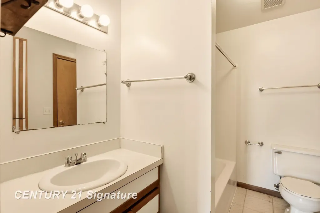 6124 Normandy Drive Saginaw Charter Township MI 48638