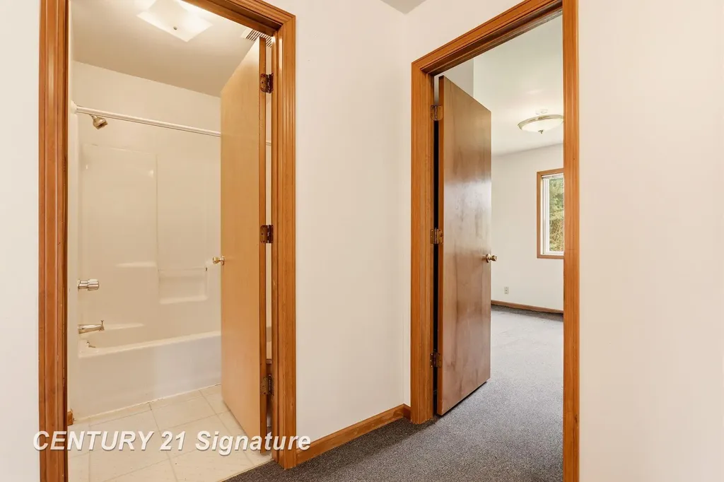 6124 Normandy Drive Saginaw Charter Township MI 48638