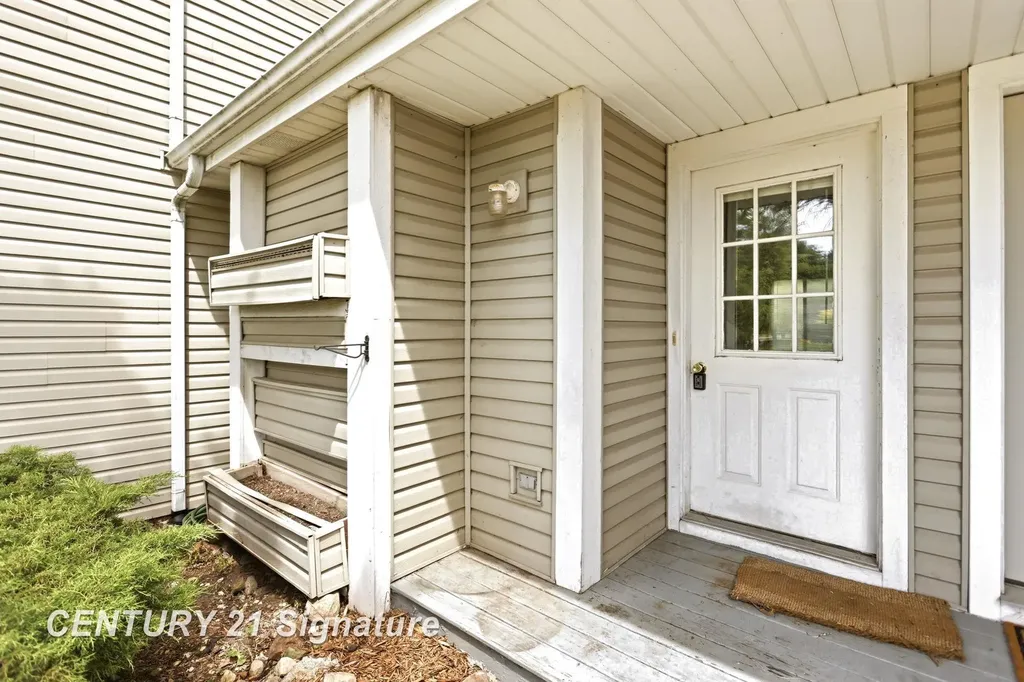 6124 Normandy Drive Saginaw Charter Township MI 48638