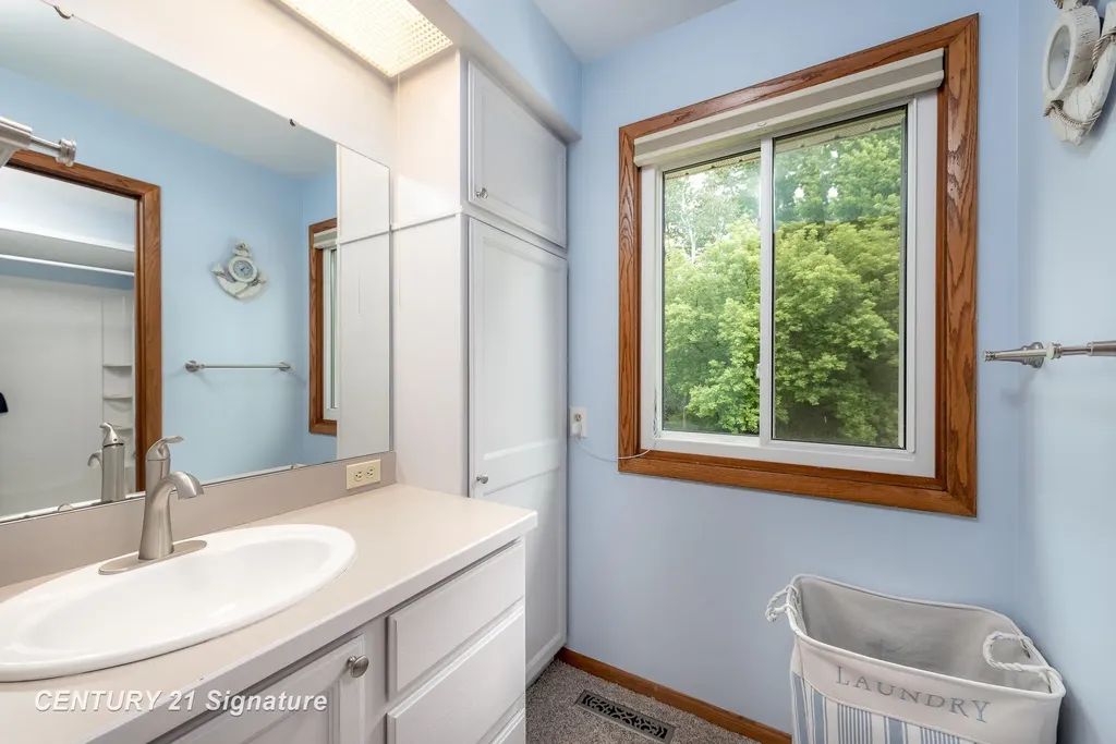 5002 Natalie Court Midland City MI 48640