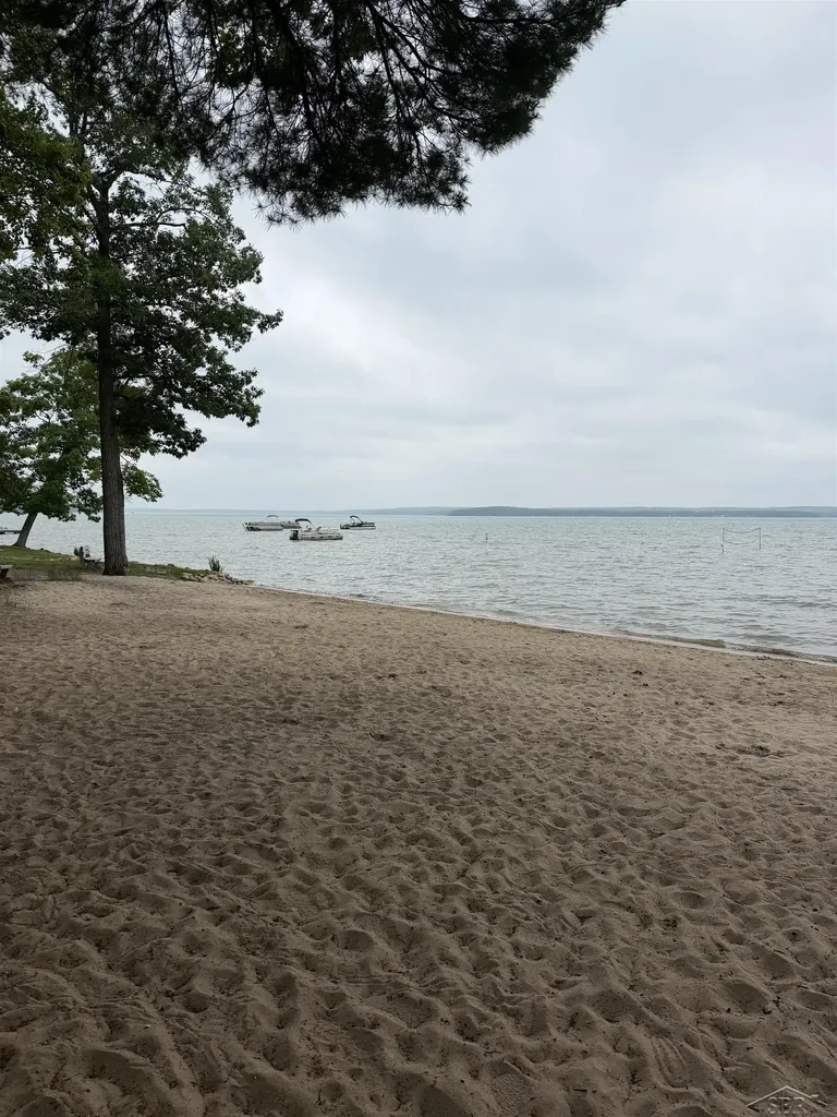 9939 Chase Boulevard Gerrish Township MI 48653
