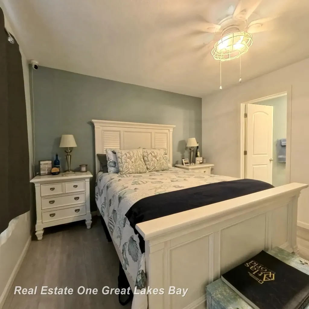 6522 N Us 23 Unit #9 Highway Oscoda Charter Township MI 48750