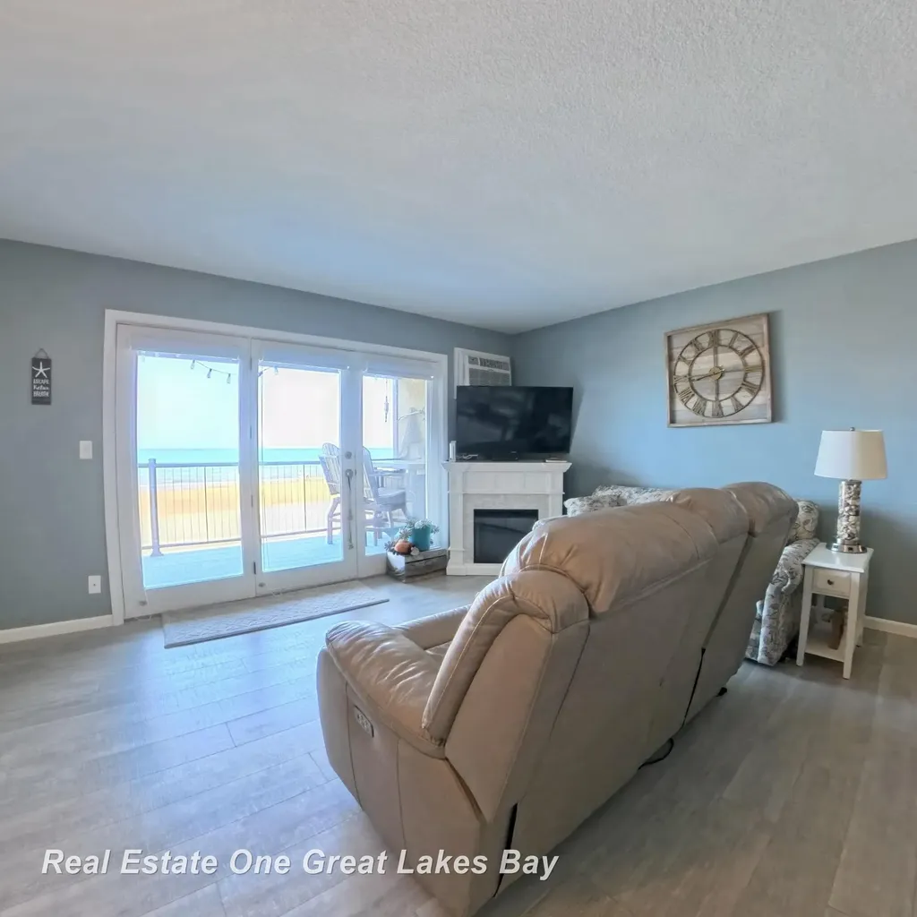 6522 N Us 23 Unit #9 Highway Oscoda Charter Township MI 48750