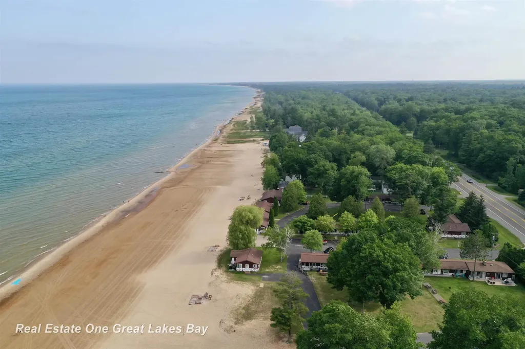 6522 N Us 23 Unit #9 Highway Oscoda Charter Township MI 48750
