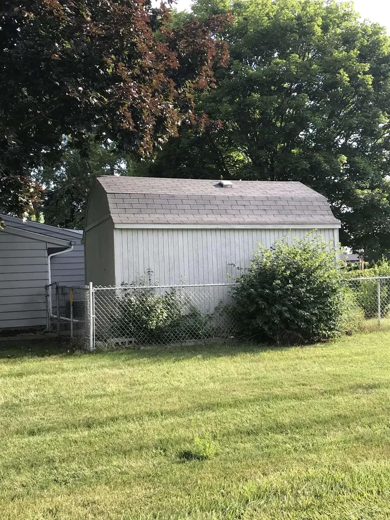 316 Harvey Road Tittabawassee Township MI 48623