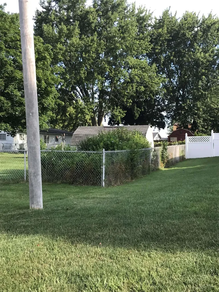 316 Harvey Road Tittabawassee Township MI 48623