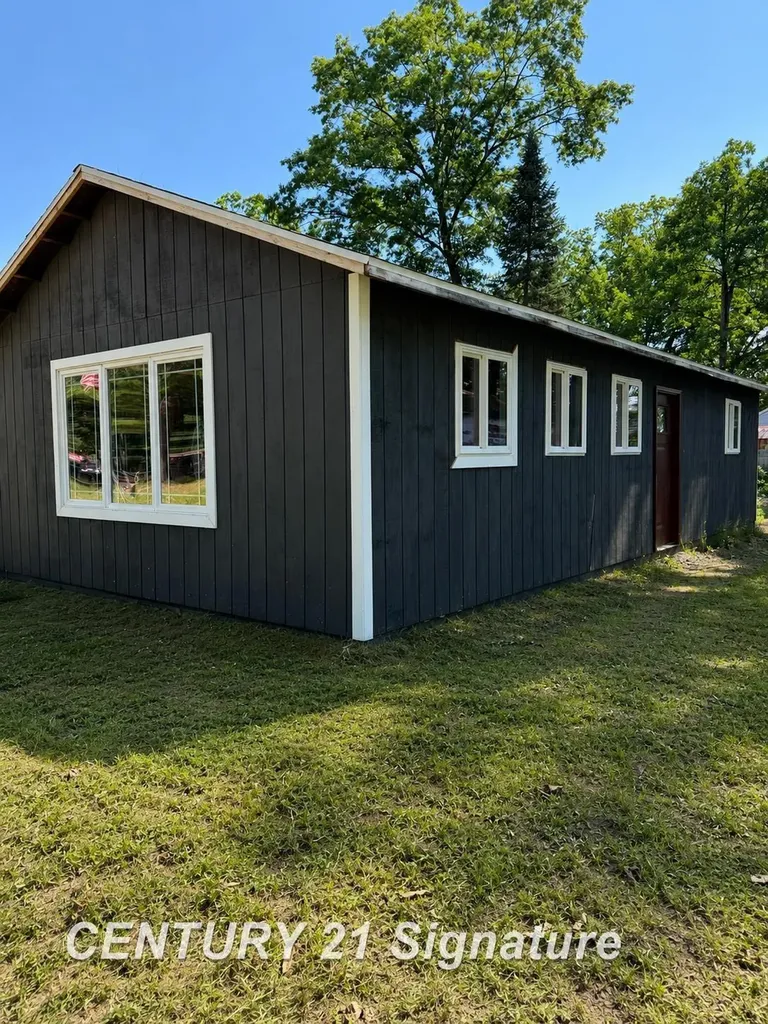 2662 Jean Street Hamilton Township MI 48625