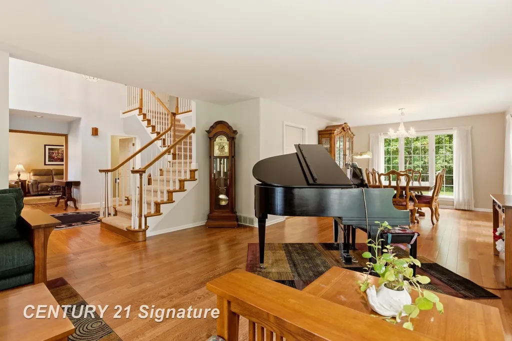 4210 Maple Woods West Drive Saginaw Charter Township MI 48603